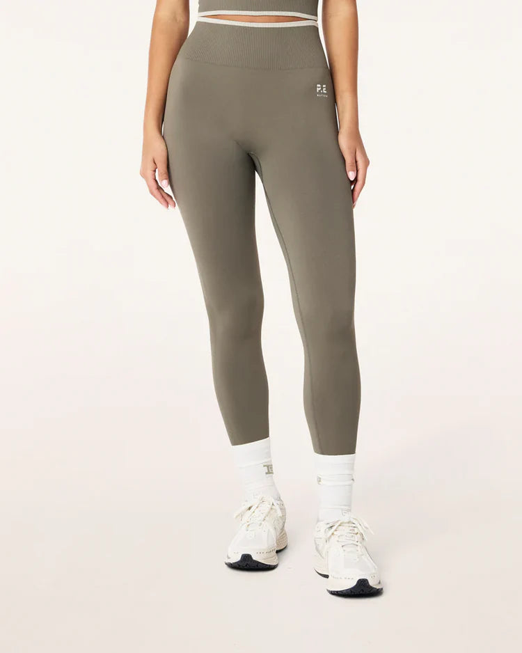 Restore seamless legging in khaki