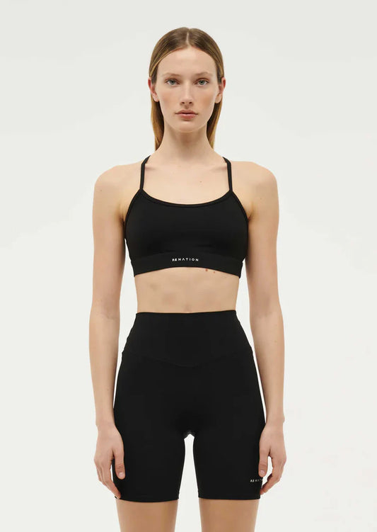 Signature sports bra in black